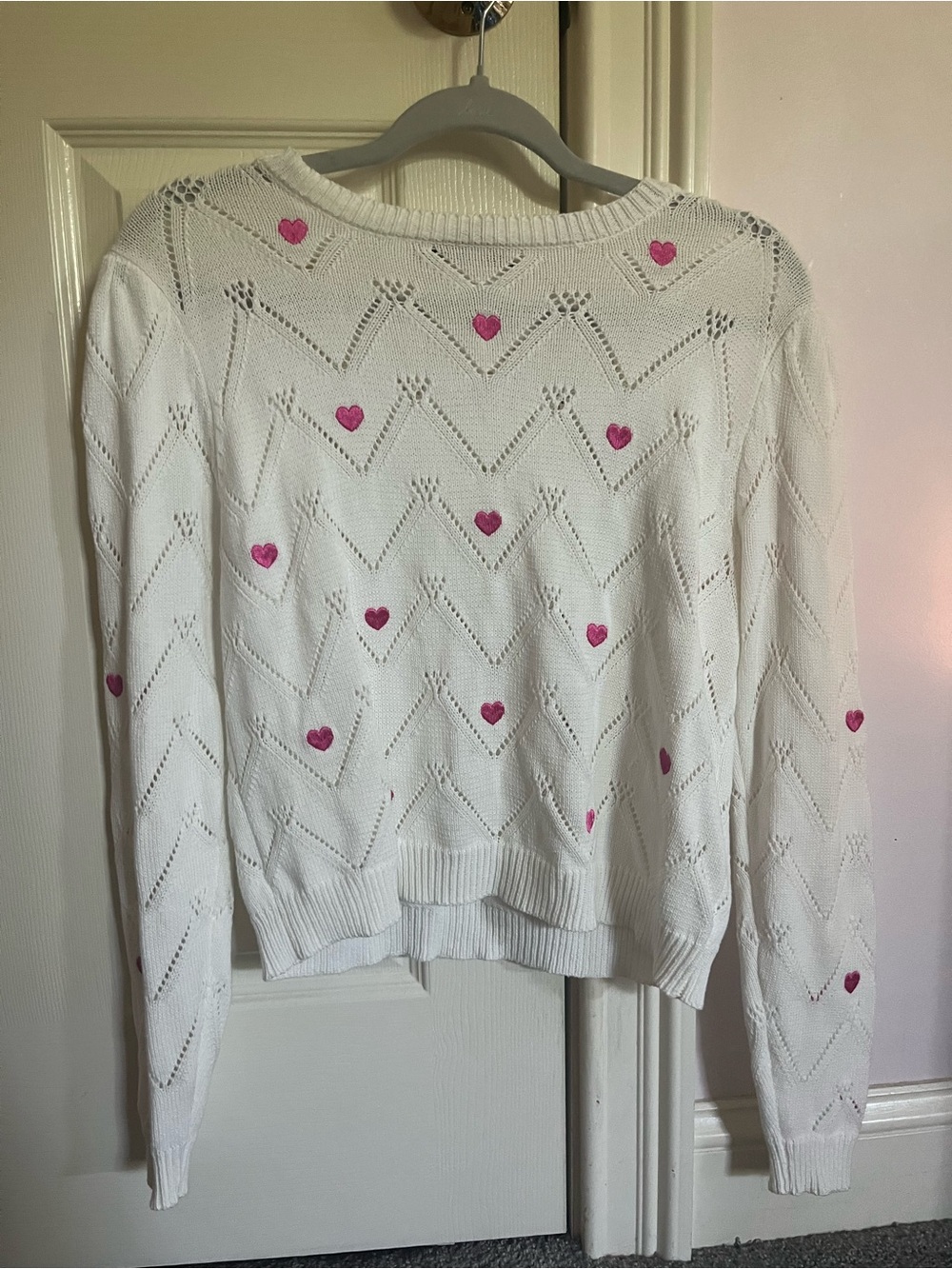 Francesca's Collections White Crewneck Sweater with Pink Heart Embroidery